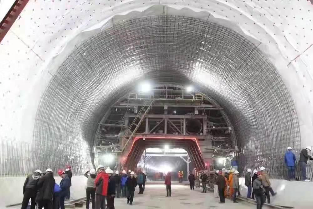 珠海市黑白将军山隧道工程